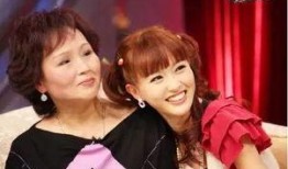 唐嫣爆料妈妈可爱视频,母女温馨互动引网友热议